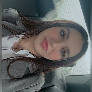 Meet your Posher, Lilyana